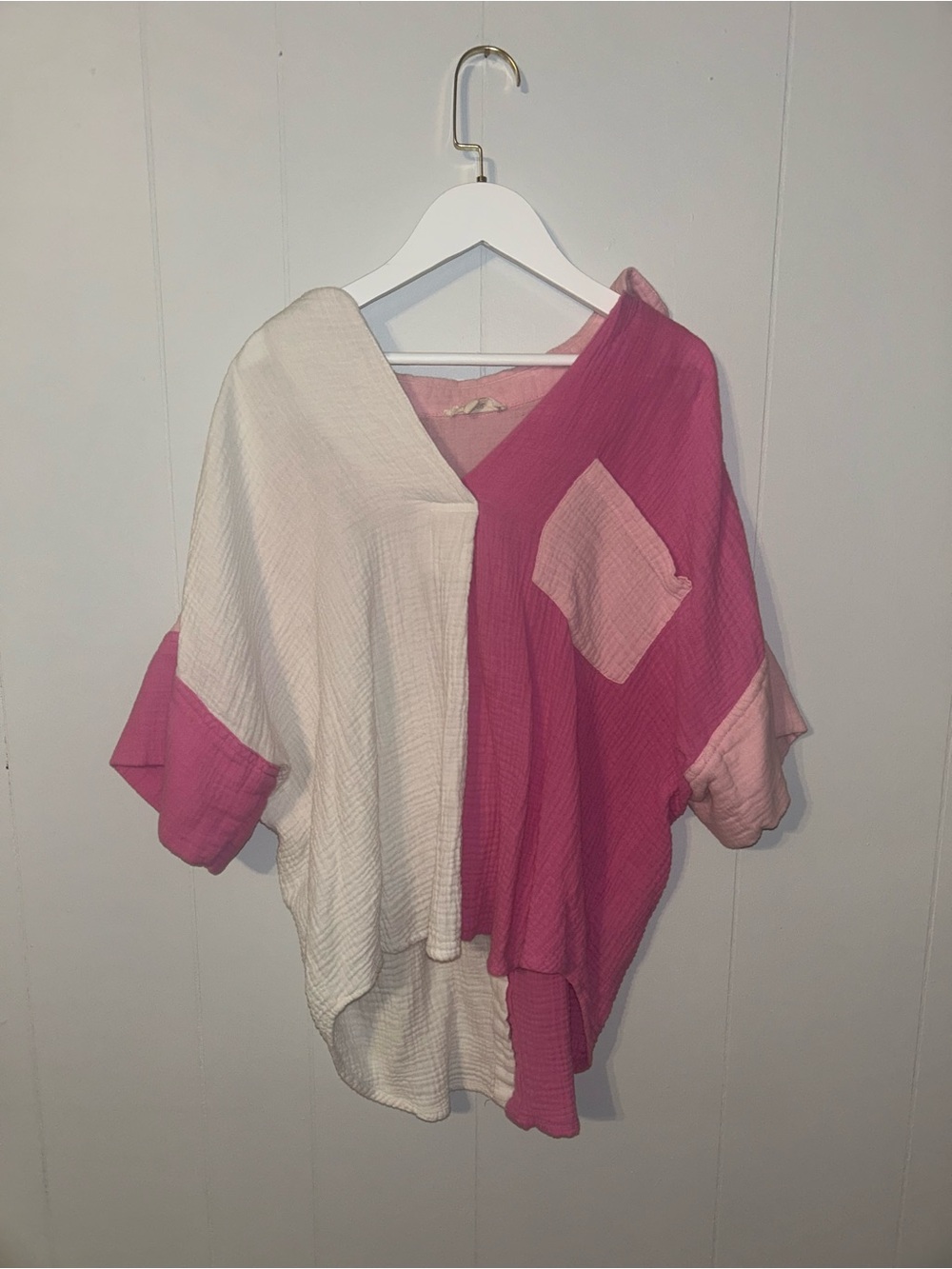 entro Pink and Cream Colorblock V-Neck Tunic